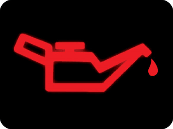 от чего может загораться аварийное давление масла на прогретом ...