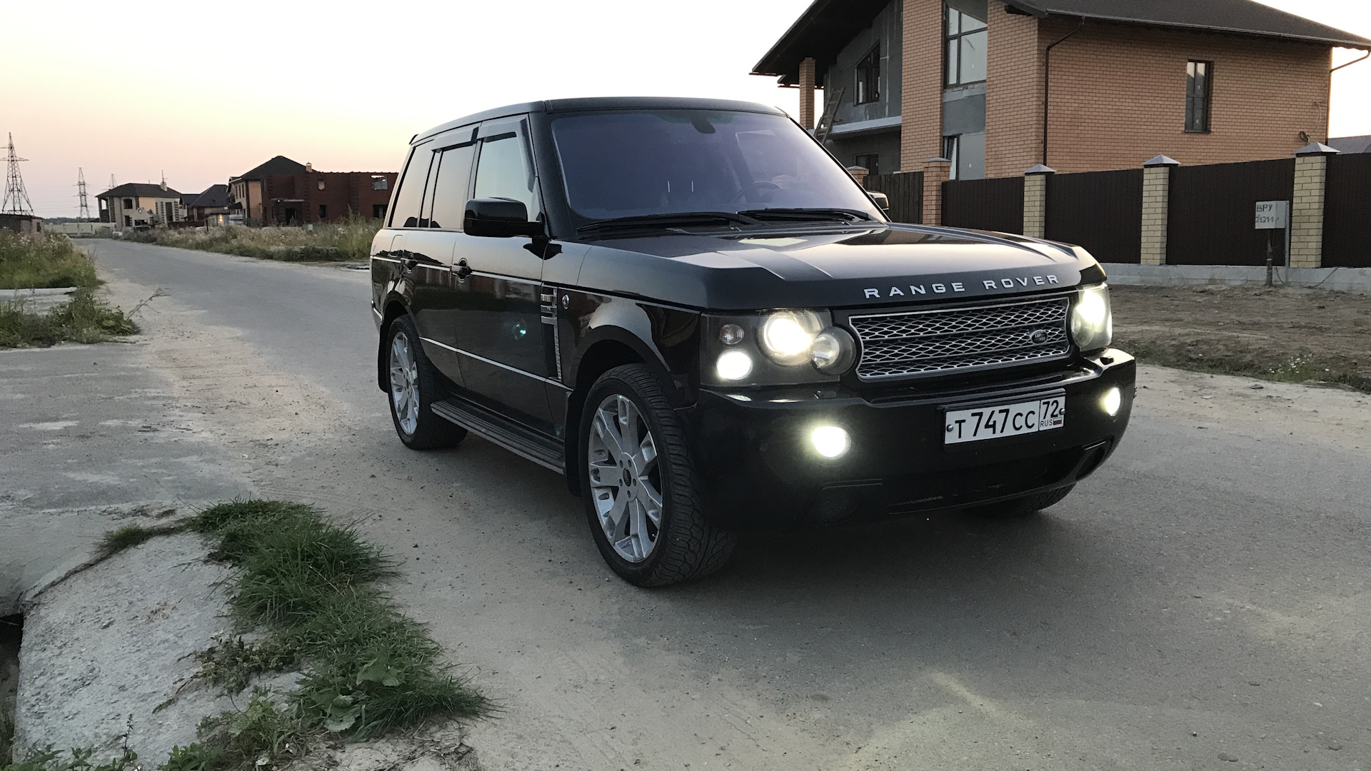 Land Rover Range Rover (3G) 4.2 бензиновый 2008 | Пожиратель бензина на  DRIVE2