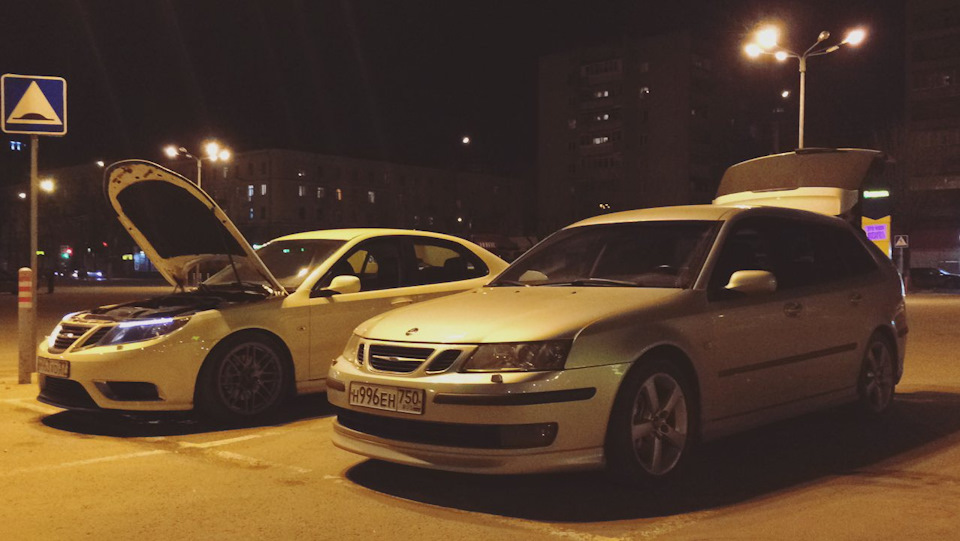 Здесь зафиксирована коллективная проверка уровня масла. Денис MrDenMorenelo, добавь его уже на сайт! — Saab 9-3 (2G)