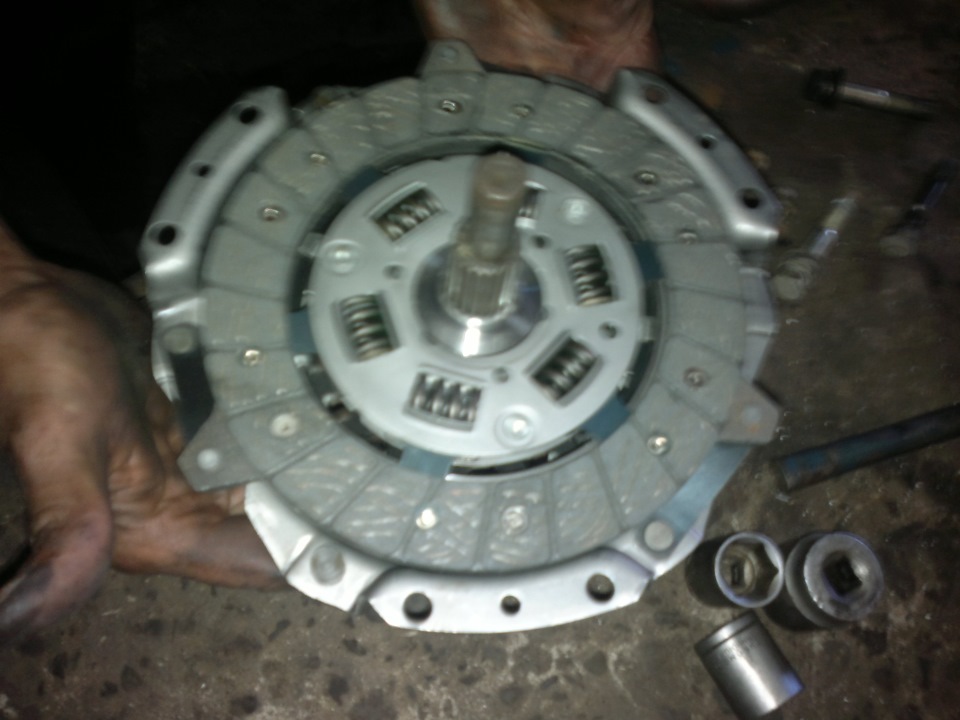 Вот и отходило мое сцепление))) аж 3 мес) — ЗАЗ 1102, 1,2 л, 2006 года ...