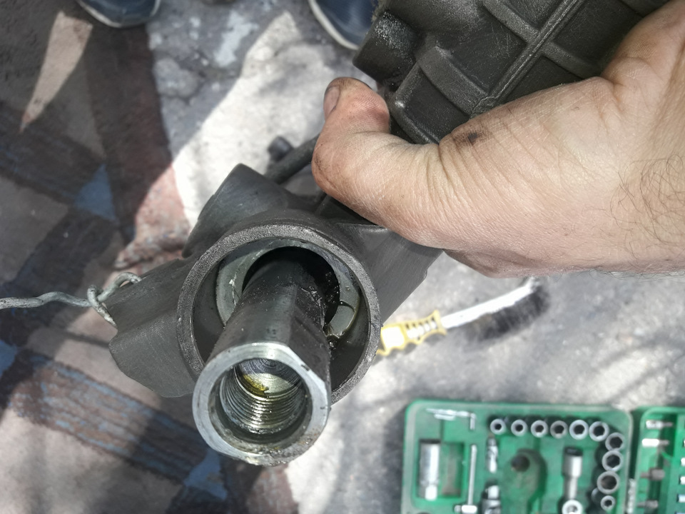 Рест, видно втулки тут нет — BMW 5 series (E39)