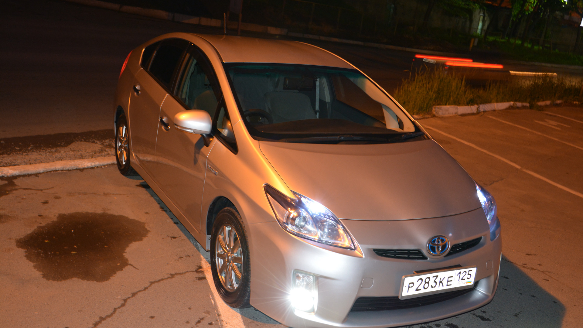 Toyota Prius (30) 1.8 гибридный 2010 | Эко-спорт)) на DRIVE2