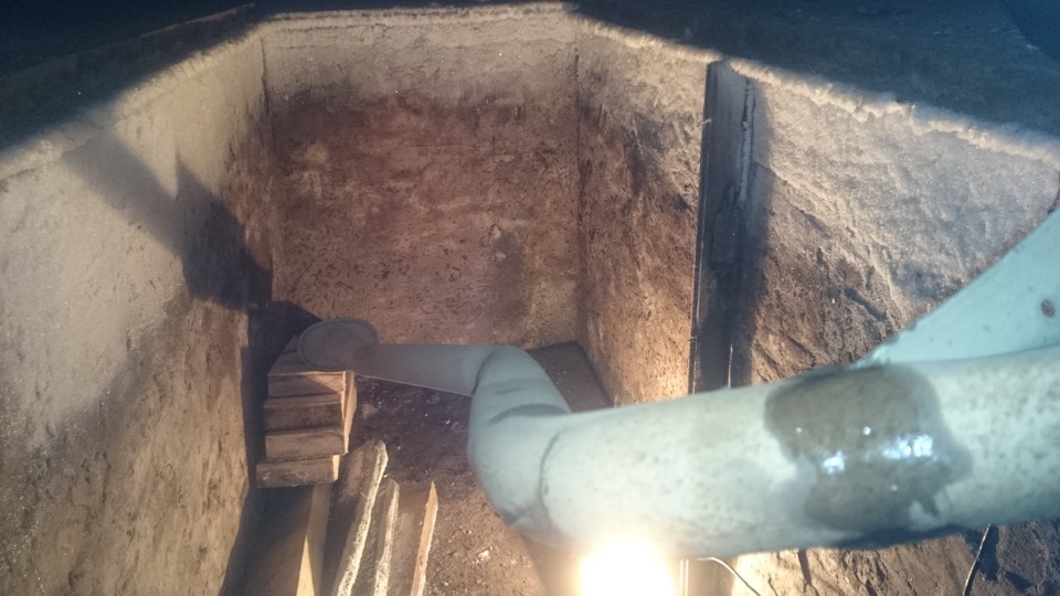 прогорел глушитель, и оторвался с одного крепления — Toyota Corona ...