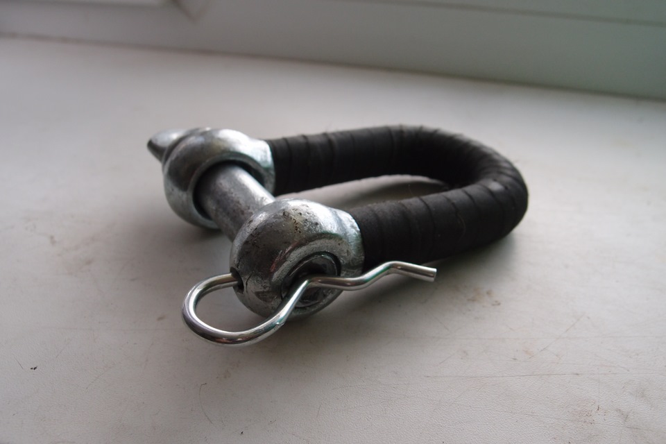 Shackle shot. Шакл буксировочный 20т. ТАМБОВТЕХСНАБ петля буксировочная/софт шакл. Шакл для троса. Серьга для троса буксировочного