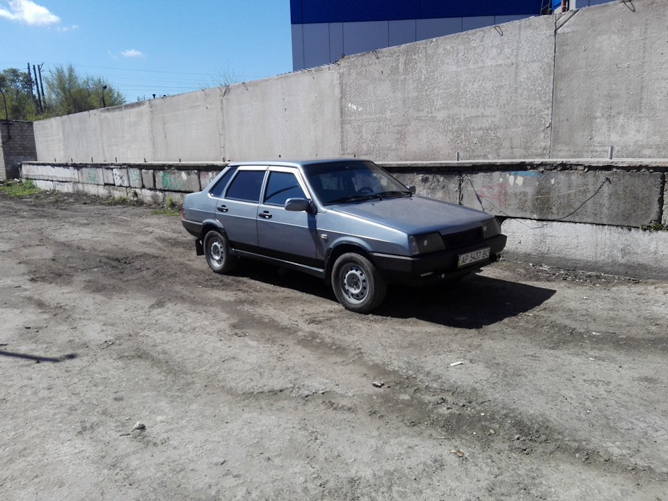 И снова покраска, ржавчина ест кузов беспощадно(( — Lada 21099, 1,6 л ...