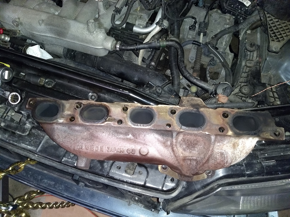 Exhaust manifold gasket clearance leak sealant