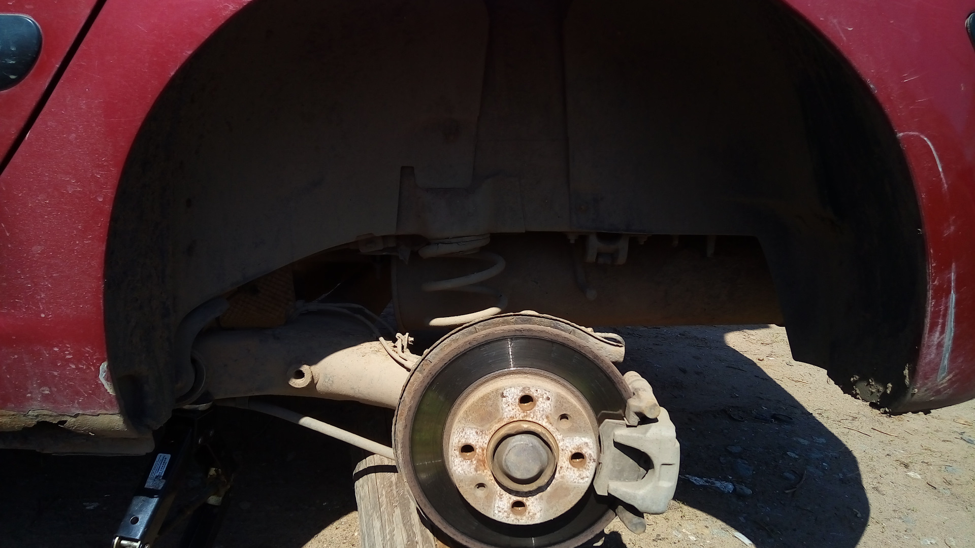 щиток тормозного барабана форд сиерра. замена заднего правого колеса. замена заднего правого колеса. замена заднего правого колеса. задний тормозной цилиндр поло седан.