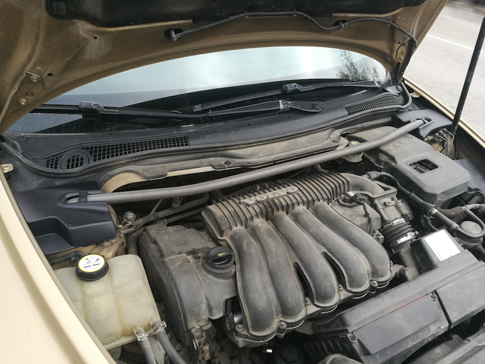 Распорка даёт +10 л.с., пластиковые накладки — ещё +5 — Volvo S40 (2G)