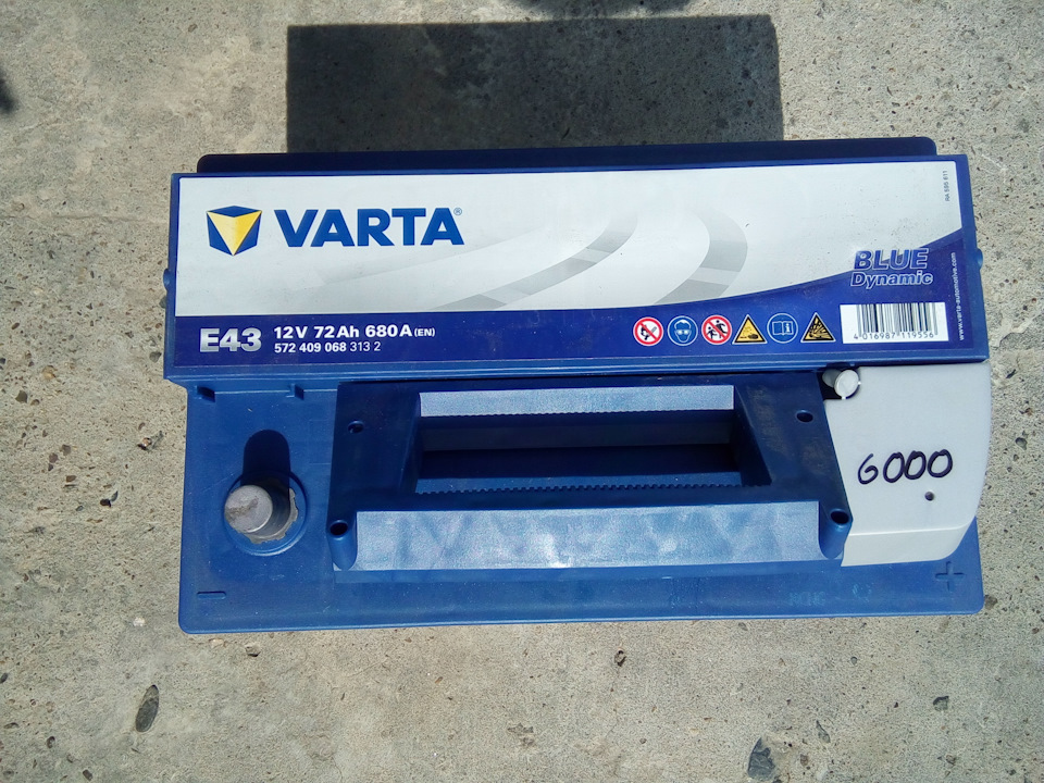 Новый аккумулятор — Ford Focus II Hatchback, 2 л, 2011 года ...