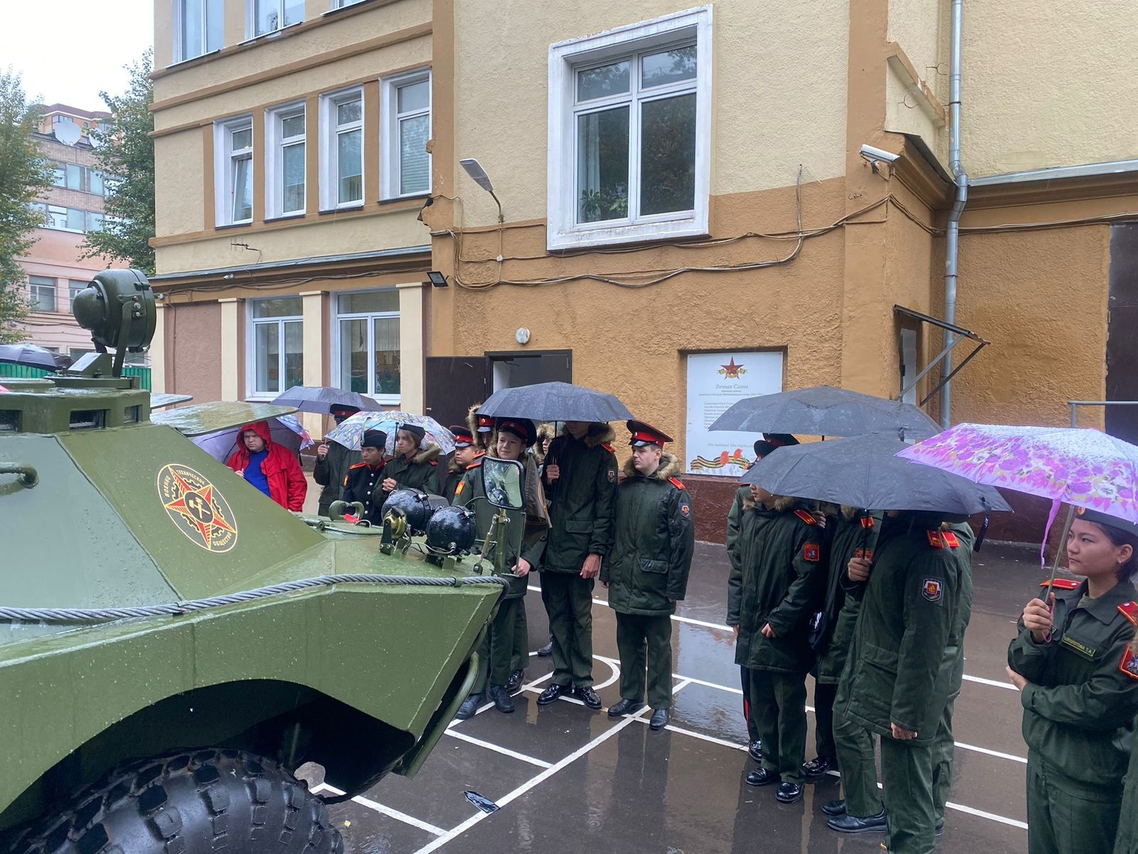 Сентябрь военно. Бронетранспортер машина. Вождение БТР. БРДМ. Мастер ВТО Военная.