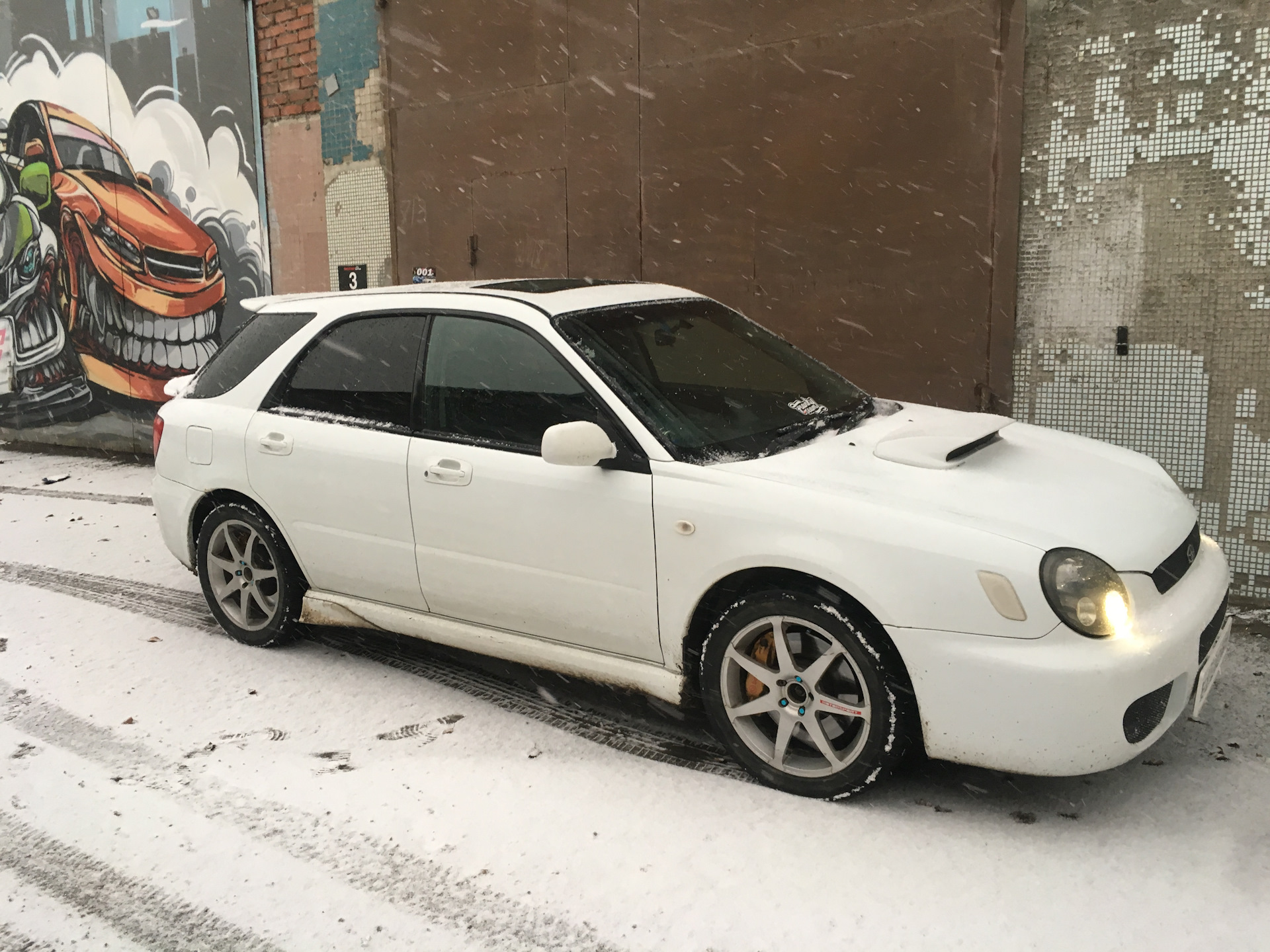 Дром субару. Диски Blitzen Subaru. Импреза Блитзен. Subaru Blitzen бампер. Subaru Blitzen диски Impreza.