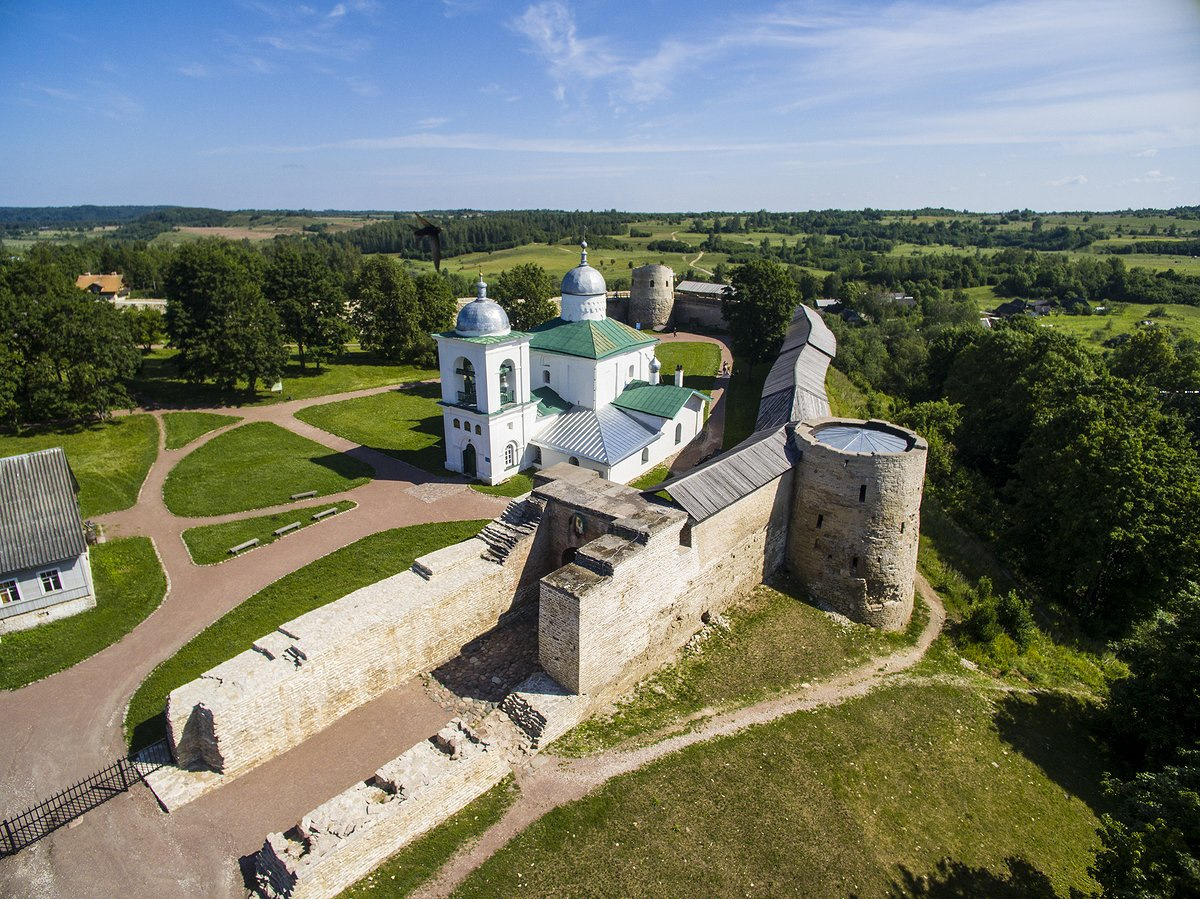 изборская крепость псковская