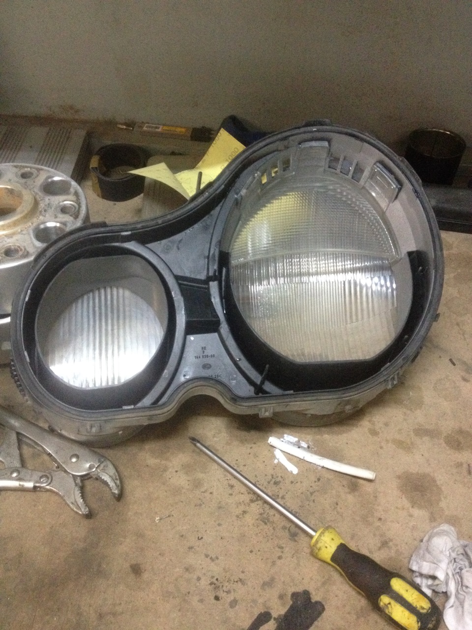 полировка фар v2 — Mercedes-Benz E-class (W210), 2,4 л., 1999 года ...