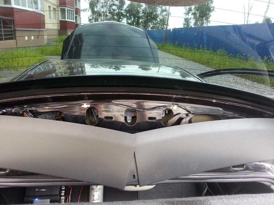 Веерная форсунка омывателя заднего стекла. — Opel Astra H GTC, 1,8 л ...