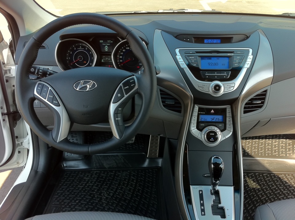 Фото в бортжурнале Hyundai Elantra (5G)