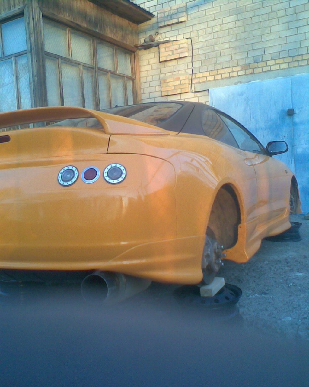 Yellow Submarine and troubles after  - Toyota Celica 20L 1996