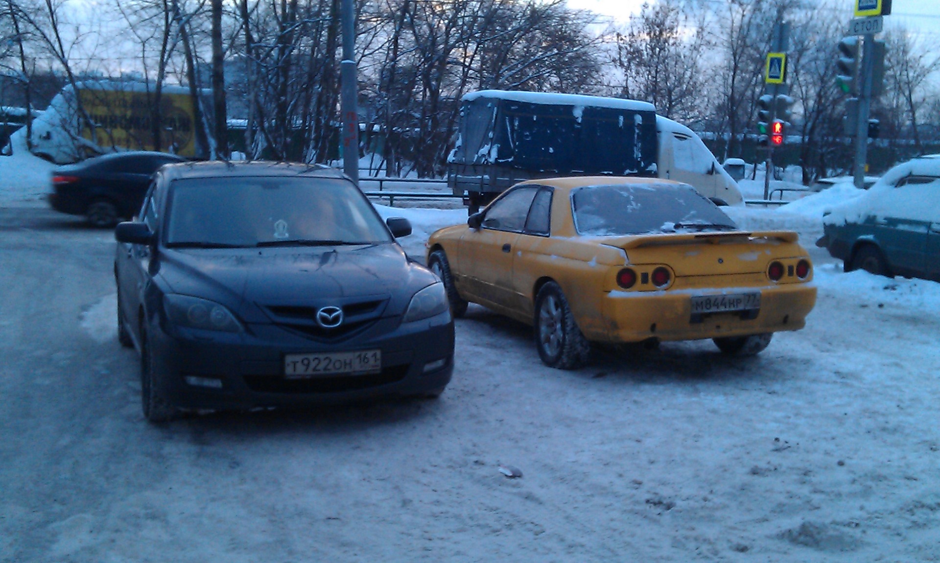 Стартер.Моросит втягивающее, жужжит но не крутит. — Mazda 3 (1G) BK, 2 л,  2007 года | поломка | DRIVE2