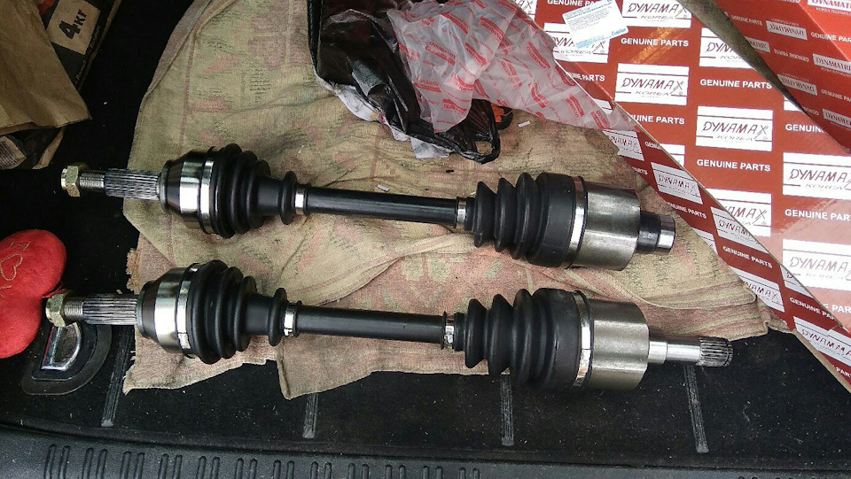 Замена полуосей. Стойки стаба. Тормозные колодки на перед. Ремень и ...