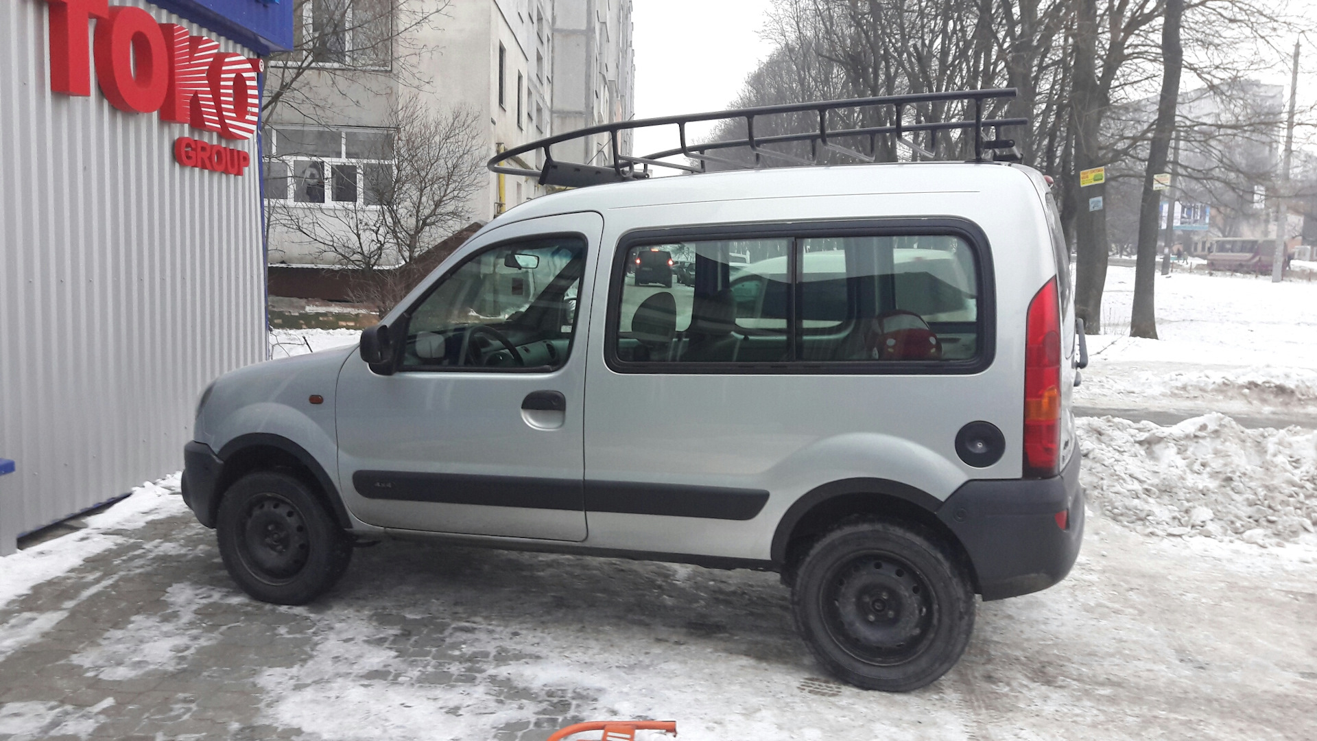 renault kangoo накладки арки