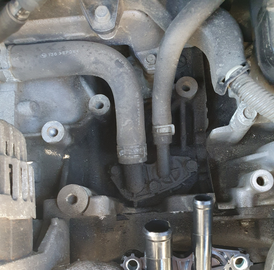 Покраска и замена штуцера — Subaru Forester (SJ), 2 л, 2013 года ...