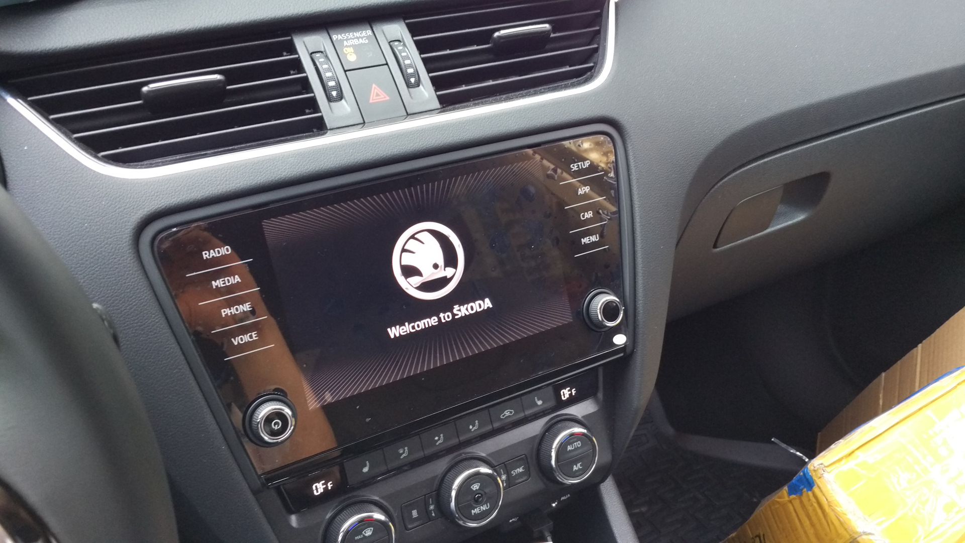 Ui style магнитола. Bolero Skoda Octavia a7. Мультимедиа Skoda Octavia (a7) Bolero 8″. Bolero Skoda Octavia a7 FL. Магнитола Skoda Octavia a7 Android.