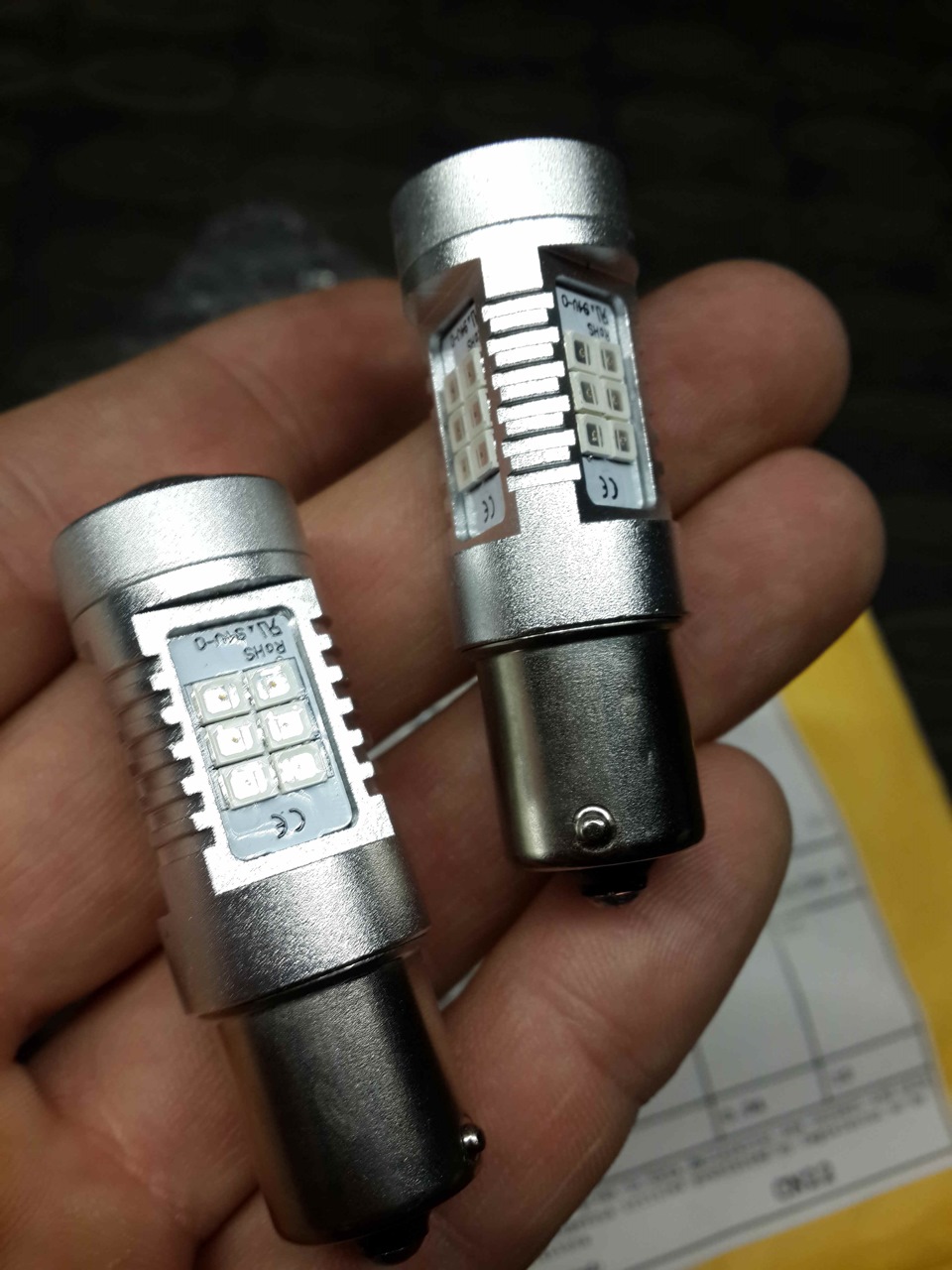 Замена стоп-сигнальных ламп Ильича на диодные!)))Разница колоссальная ...