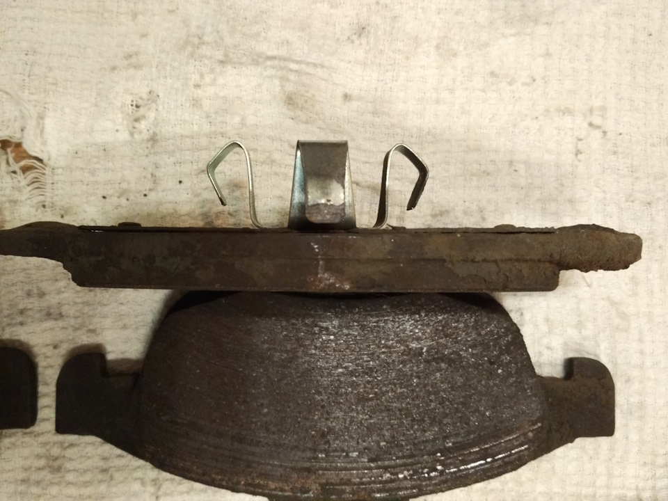 Тормозные колодки дерьмовые или что это было? — Citroen C4 (2G), 1,6 л ...