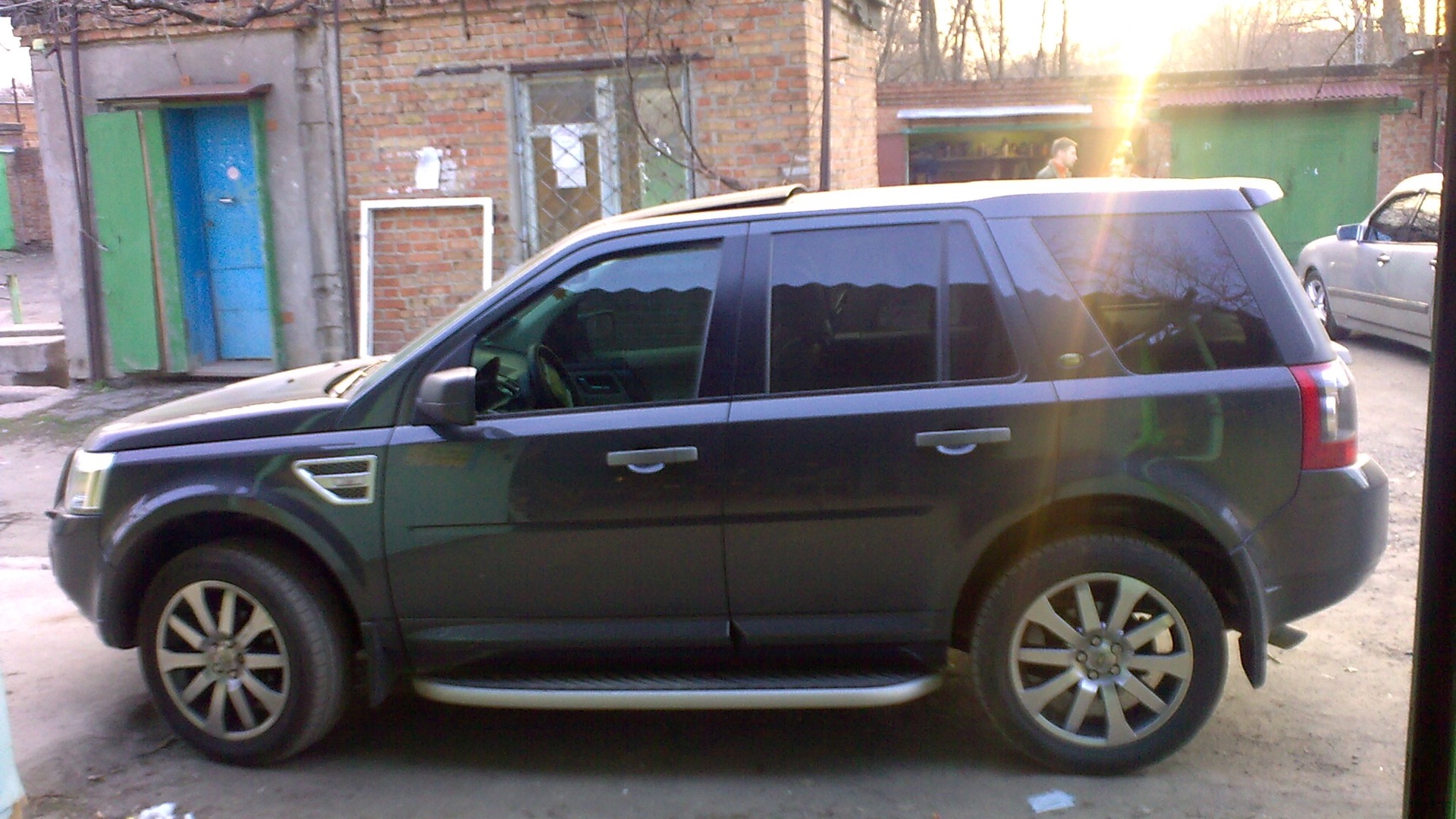 Land Rover Freelander 2 тонированный