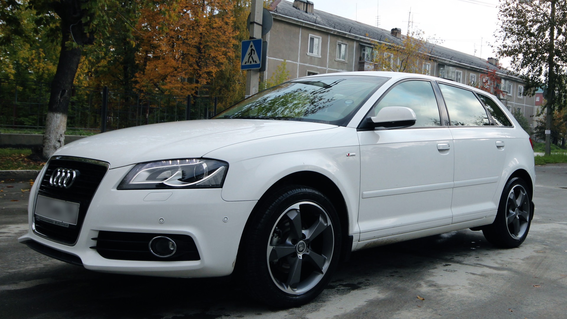 8 p r. Audi a3 8p r17. R17 Audi a3 s line. Audi a3 r16. R17 для Audi a3 Sportback.