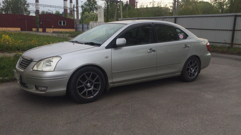 Toyota Premio 2003 r16