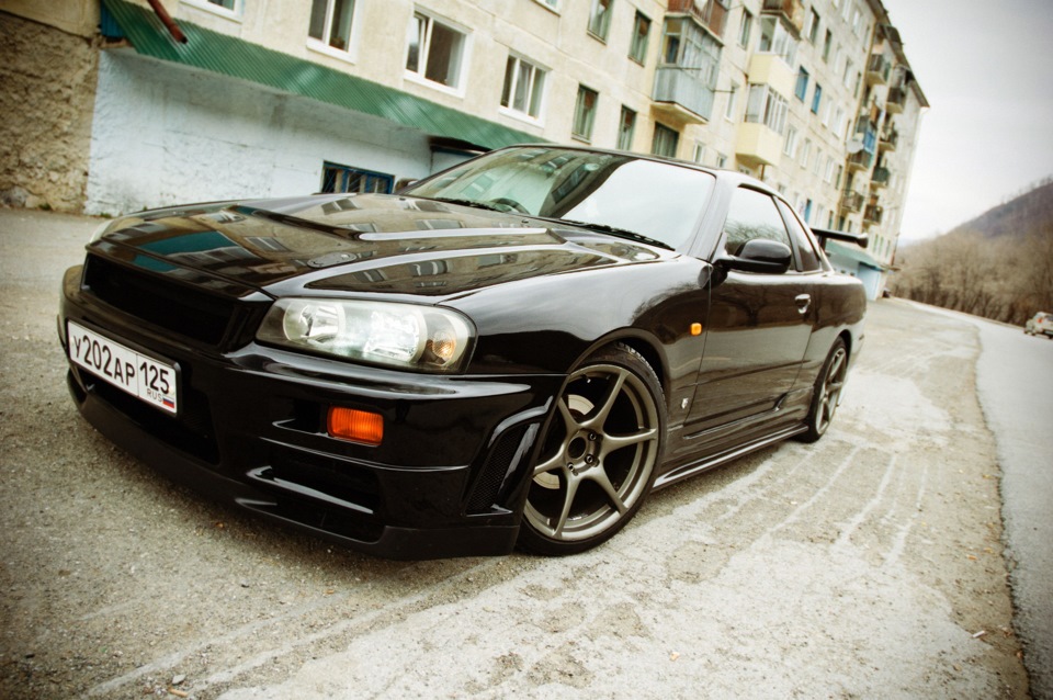 Neksa Autotuning Skyline r34