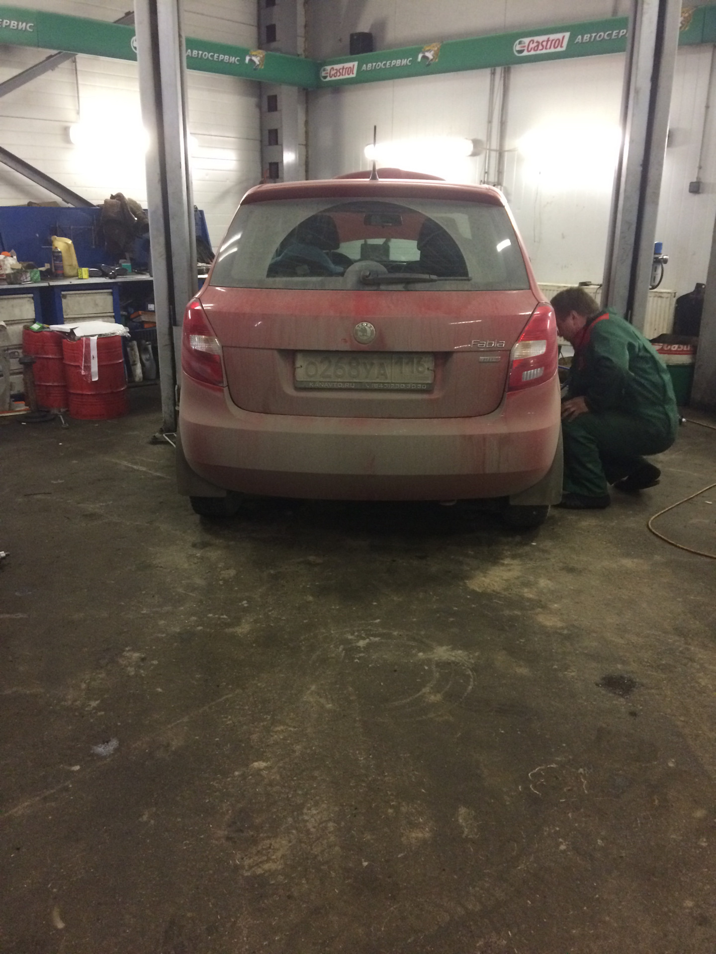 Замена масла — Skoda Fabia Mk2, 1,2 л, 2012 года | плановое ТО | DRIVE2