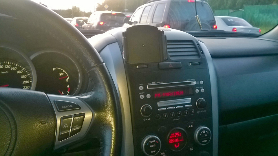 9529176s 960 держатель для телефона сузуки витара