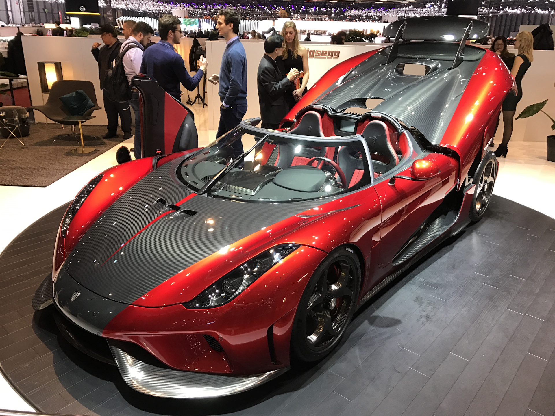 Гиперкар Koenigsegg Agera RS