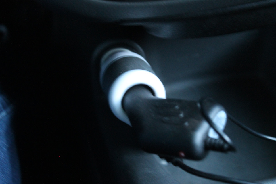 Зарядник от прикуривателя — ЗАЗ Chance, 1,3 л, 2009 года | аксессуары ...