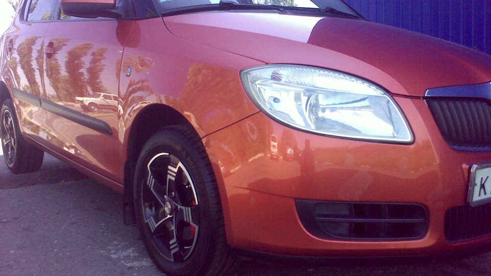 Первое дтп, или как работают официальные дилеры — Skoda Fabia Mk2, 1,4 ...