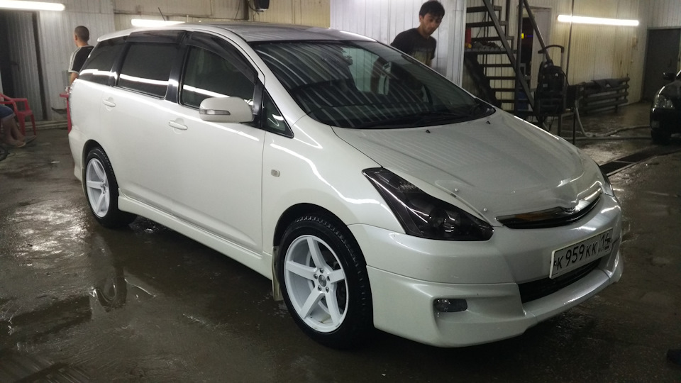 Toyota wish не едет