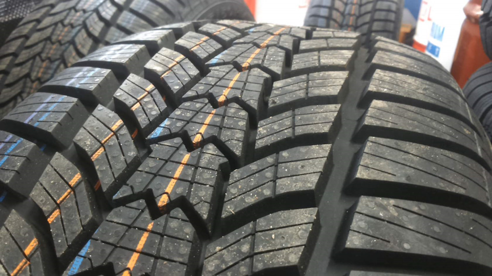 Зимняя резина Sava Eskimo HP2 215/50 R17 — Lada XRAY, 1,8 л, 2016 года ...