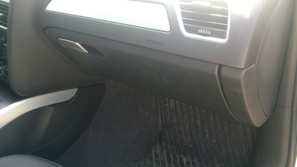 Сломался бардачок (Всё сделал) Часть2 — Audi A4 (B8), 1,8 л, 2008 года ...