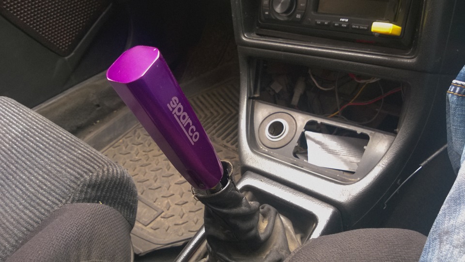 Shift Knob. — Honda Civic Hatchback (4G), 1,6 л, 1988 года стайлинг