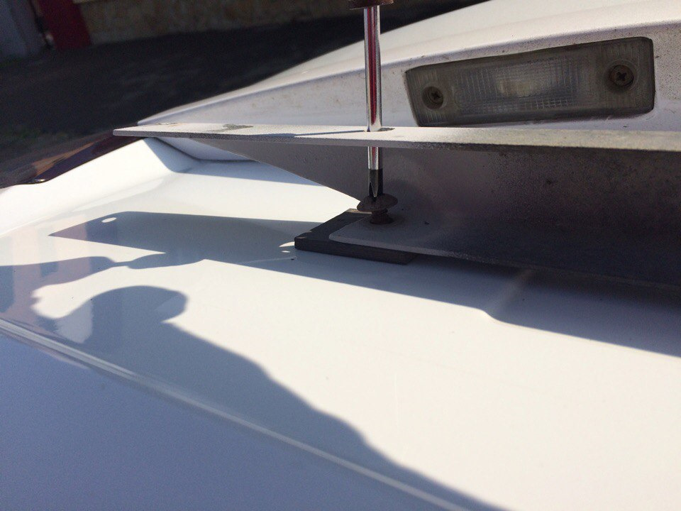 955532es 960 крепление номера шевроле круз