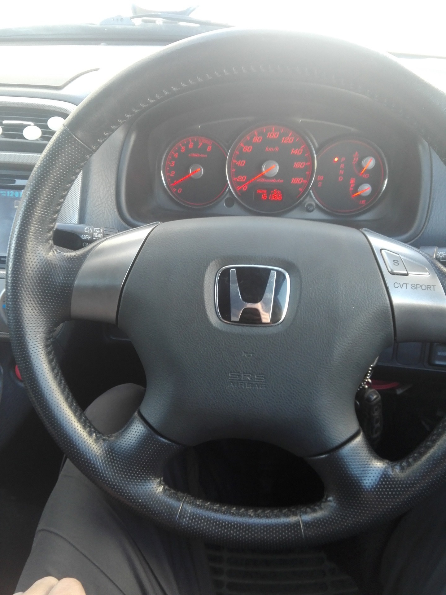 Как снять руль хонда стрим Замена руля. - Honda Stream (RN), 1,7 л, 2001 года аксессуары DRIVE2