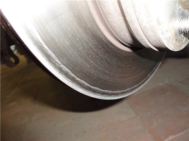 Проточка тормозных дисков+датчики колодок — Volkswagen Touareg (1G), 3 ...