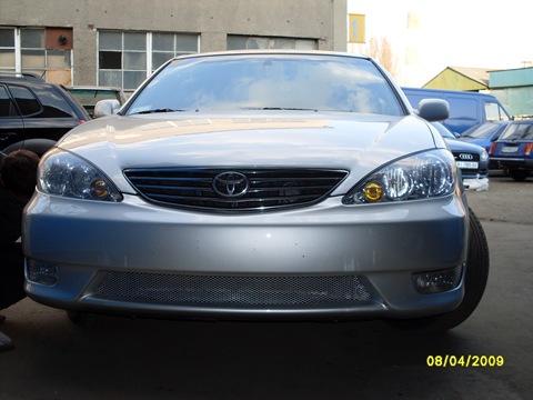 Bumper repair and painting - Toyota Camry 30L 2004