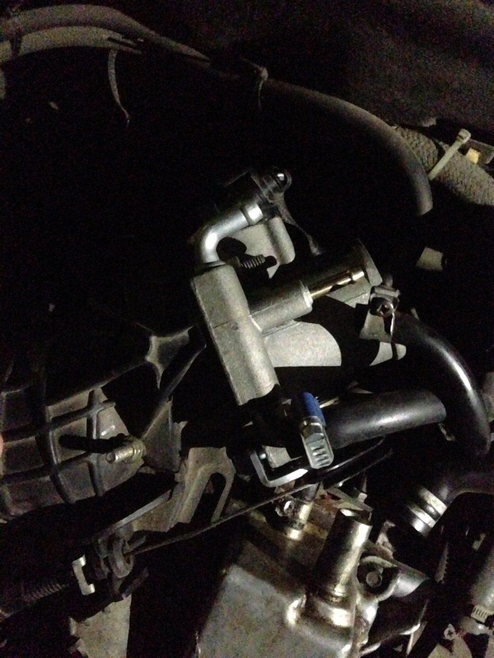 Дроссель 54 мм — Lada Приора хэтчбек, 2010 года | запчасти | DRIVE2