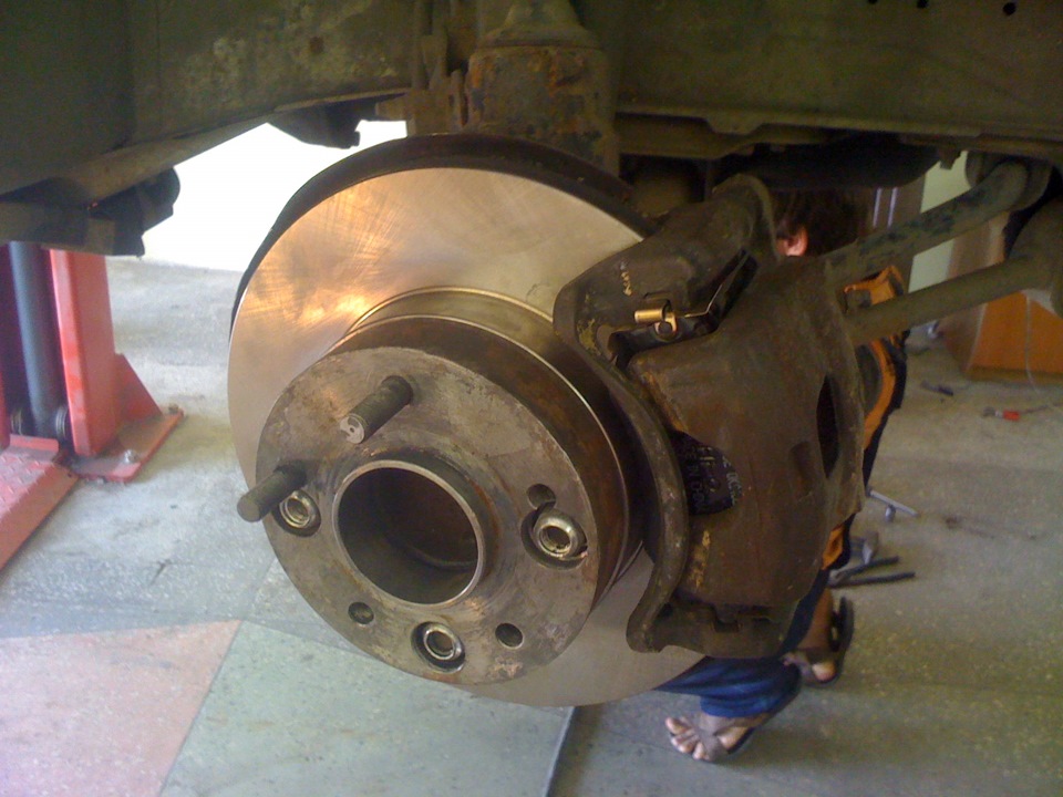 Замена тормозных дисков — диагностика — Nissan Skyline (R33), 2 л ...