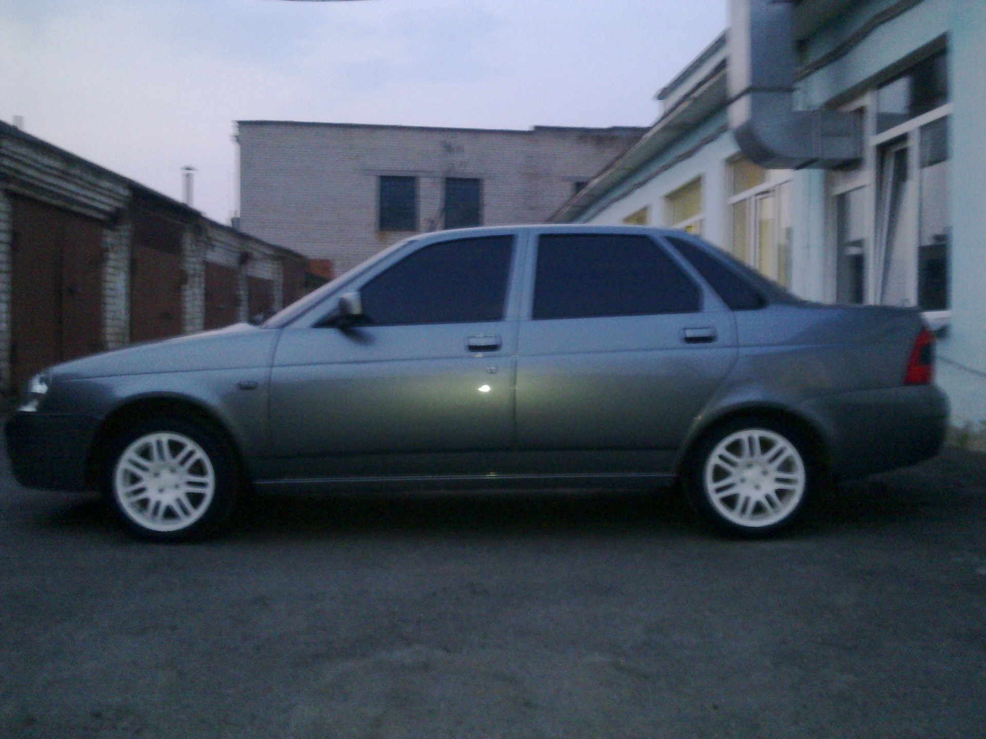 ВСПМО белая ковка! — Lada Приора седан, 1,6 л, 2010 года | тюнинг | DRIVE2