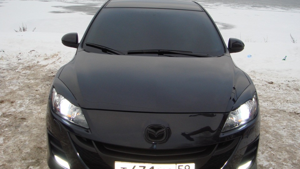 Mazda 3 2011 белая тонированная