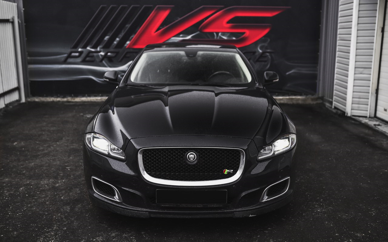 Vs performance сервис. Перфоманс vs. V performance. Audi rs 6 avant stage. Перфоманс vs.