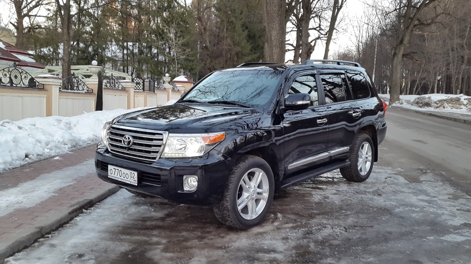 Toyota Land Cruiser 200 зима